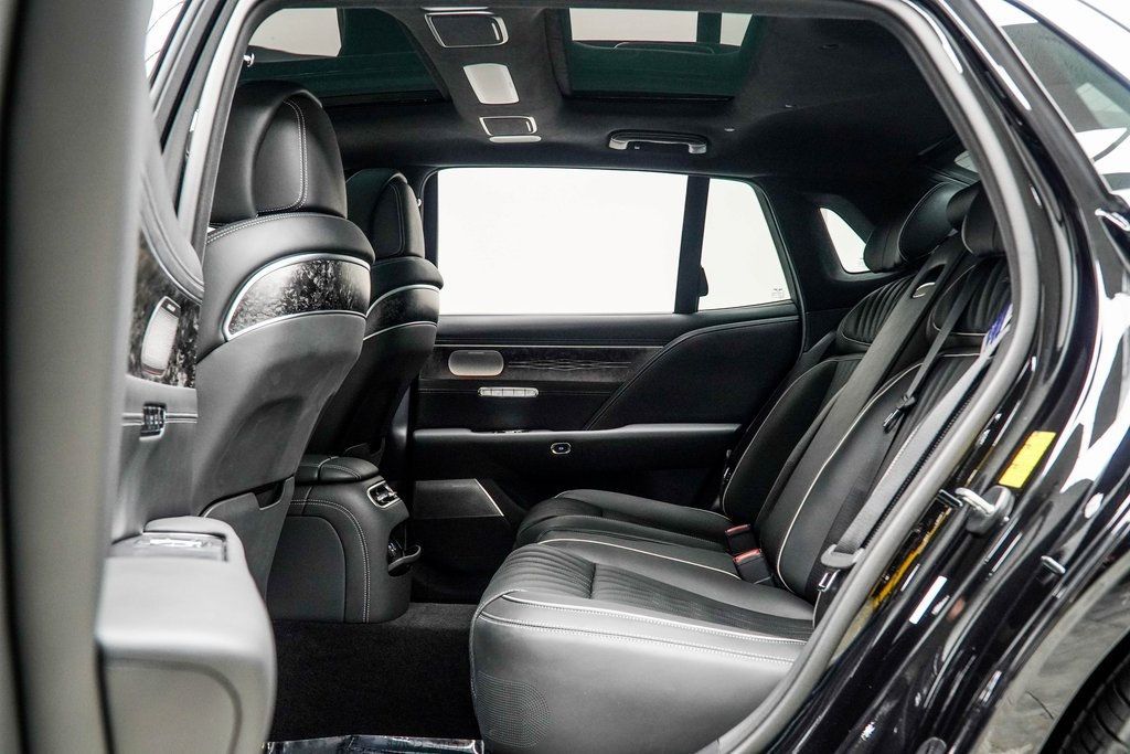 2024 Genesis G90 3.5T AWD photo 42