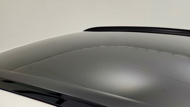 2024 Genesis GV60 Performance AWD w/ Dual Motors & Advanced Driver Assistance - 22993464 - 9