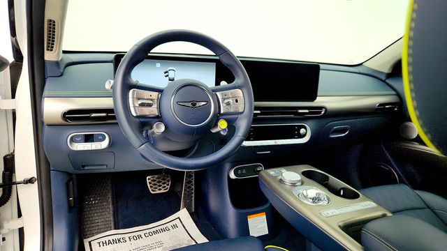 2024 Genesis GV60 Performance AWD w/ Dual Motors & Advanced Driver Assistance - 22993464 - 12