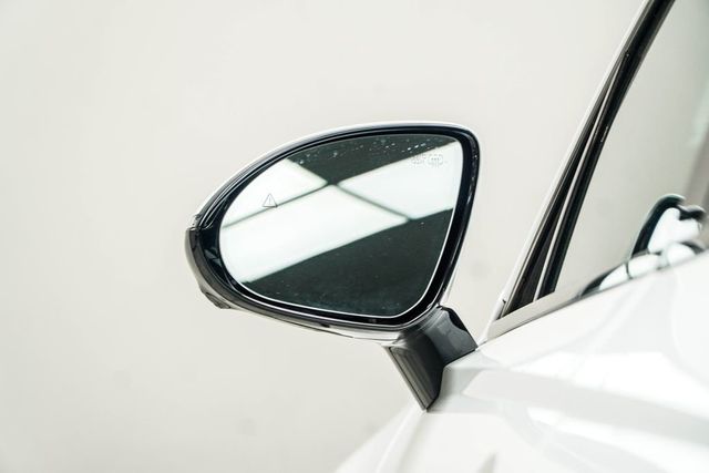 2024 Genesis GV70 2.5T AWD - 22992995 - 13