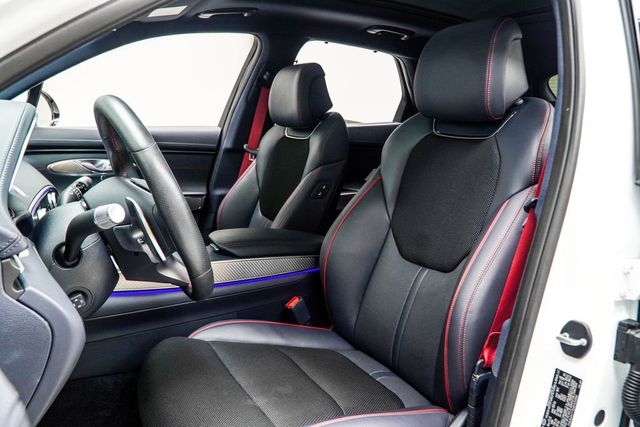 2024 Genesis GV70 2.5T AWD - 22992995 - 38