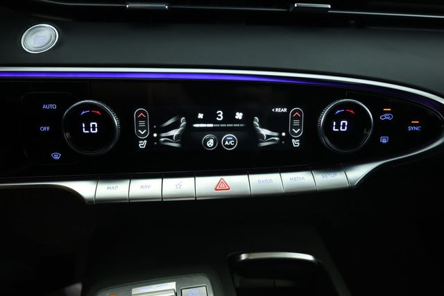 2024 Genesis GV70 2.5T AWD with Select and Advanced Packages - 22920568 - 15