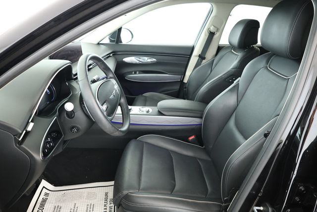 2024 Genesis GV70 2.5T AWD with Select and Advanced Packages - 22920568 - 20