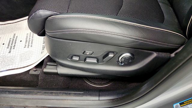 2024 Genesis GV70 2.5T AWD w/ Sport Prestige, Advanced & Select Packages - 23096189 - 11