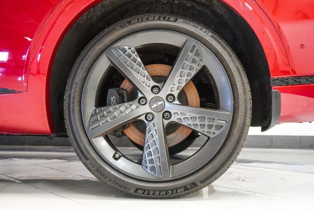 2024 Genesis GV70 3.5T Sport AWD - 22996940 - 38
