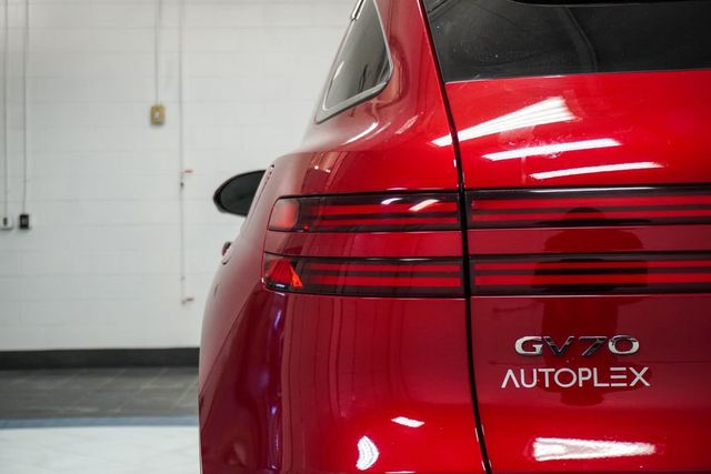 2024 Genesis GV70 3.5T Sport AWD - 22996940 - 41