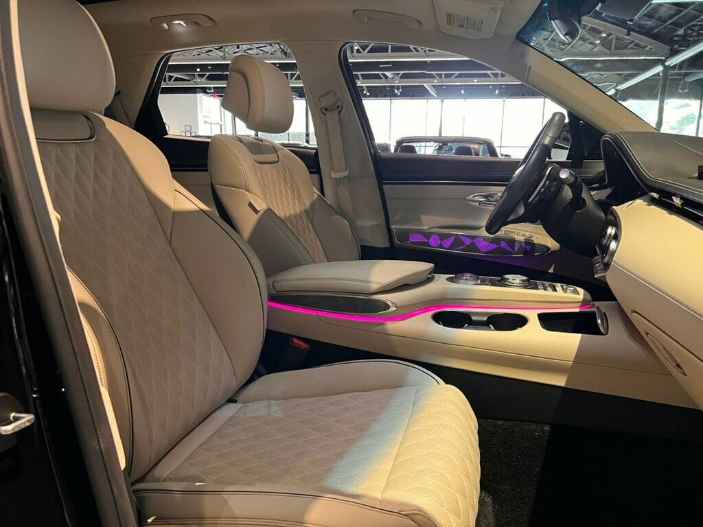 2024 Genesis GV70 LocalTrade/3.5T/SportAdvancedPkg/PanoRoof/Htd&CldSeats/360Cam - 22968990 - 13
