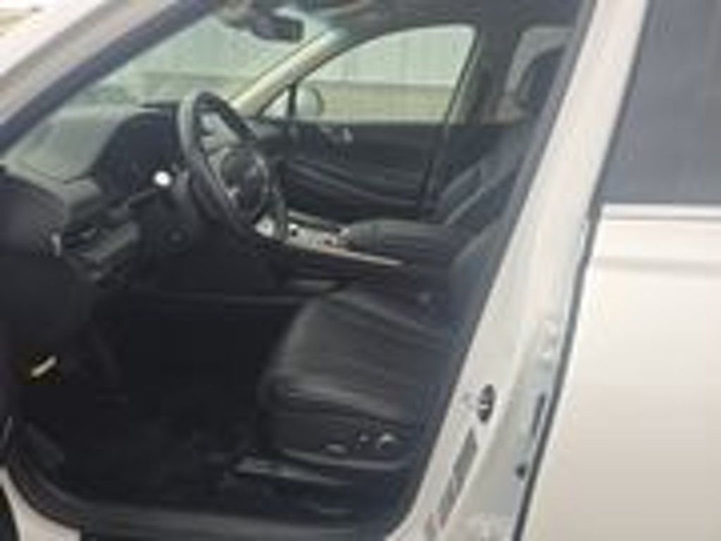 2024 Genesis GV80 2.5T photo 3