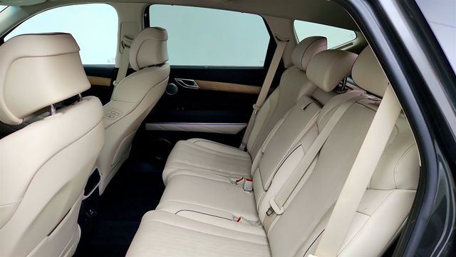 2024 Genesis GV80 2.5T AWD w/ Advanced Package, Roof Rack & Illuminated Sills - 23068805 - 21