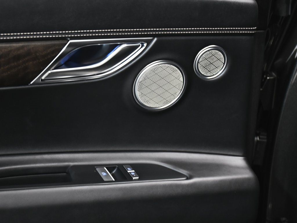 2024 Genesis GV80 3.5T photo 16