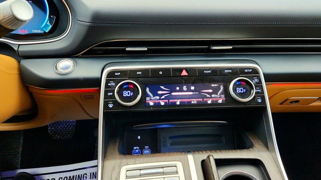 2024 Genesis GV80 3.5T AWD with Advanced & Prestige Packages - 22978772 - 18