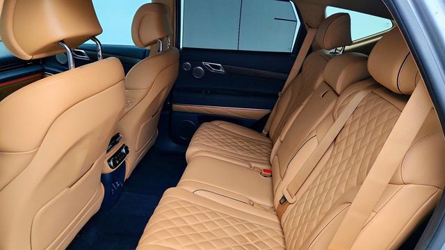 2024 Genesis GV80 3.5T AWD with Advanced & Prestige Packages - 22978772 - 23