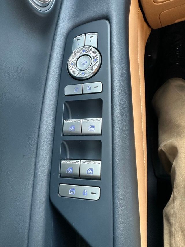 2024 Genesis GV80 3.5T Prestige Signature AWD - 22937286 - 25