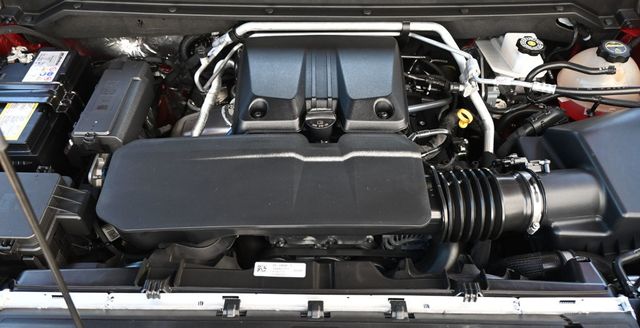 2024 GMC Canyon 4WD Crew Cab AT4 - 22971442 - 18