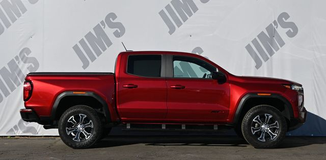 2024 GMC Canyon 4WD Crew Cab AT4 - 22971442 - 3