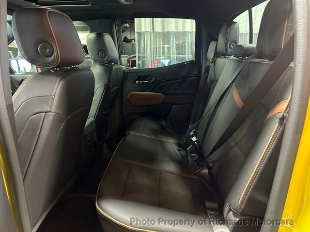 2024 GMC Canyon 4WD Crew Cab AT4 - 23045471 - 16