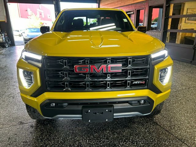 2024 GMC Canyon 4WD Crew Cab AT4 - 23045471 - 5