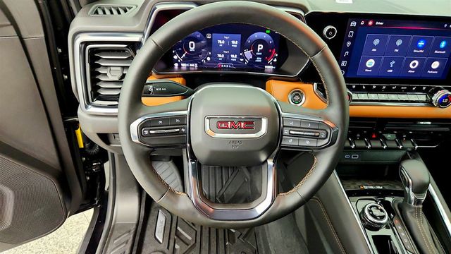 2024 GMC Canyon 4WD Crew Cab AT4 w/ Technology Plus Pkg - 23081809 - 15