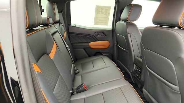 2024 GMC Canyon 4WD Crew Cab AT4 w/ Technology Plus Pkg - 23081809 - 23