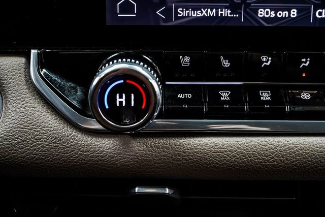 2024 GMC Canyon 4WD Crew Cab Denali - 22942830 - 25