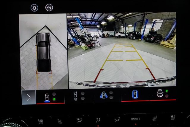 2024 GMC Canyon 4WD Crew Cab Denali - 22942830 - 31