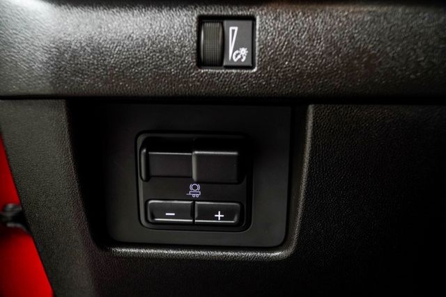 2024 GMC Canyon 4WD Crew Cab Denali - 22942830 - 39