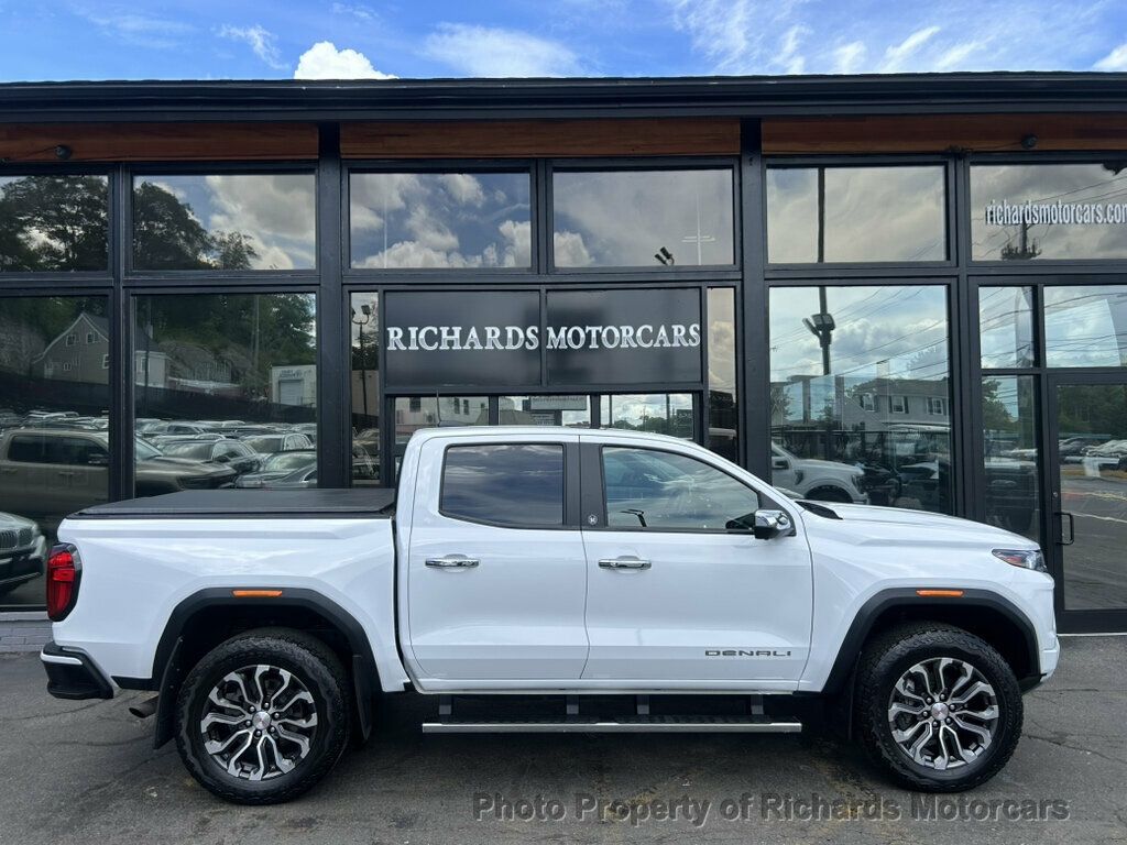 2024 GMC Canyon 4WD Crew Cab Denali - 23051623 - 0