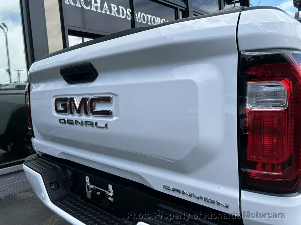2024 GMC Canyon 4WD Crew Cab Denali - 23051623 - 9