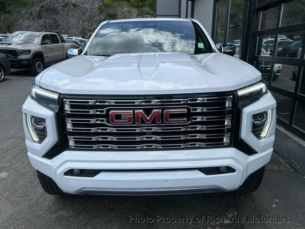 2024 GMC Canyon 4WD Crew Cab Denali - 23051623 - 5