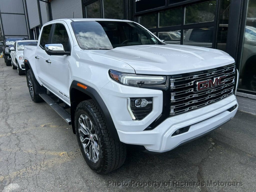 2024 GMC Canyon 4WD Crew Cab Denali - 23051623 - 6