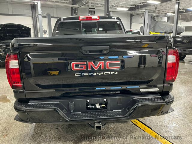2024 GMC Canyon 4WD Crew Cab Elevation - 22959764 - 3