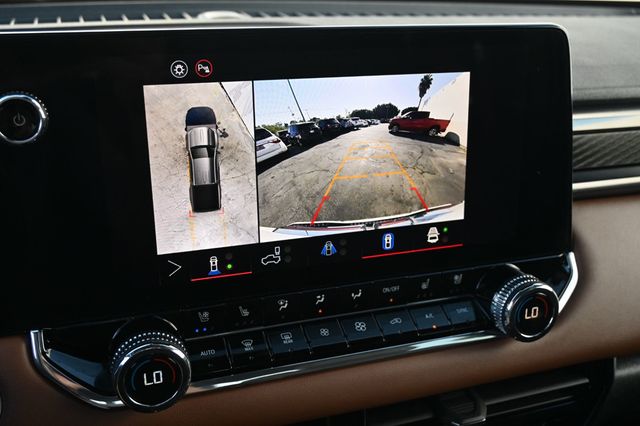 2024 GMC Canyon 4X4 Crew Cab AT4 - 23000933 - 11