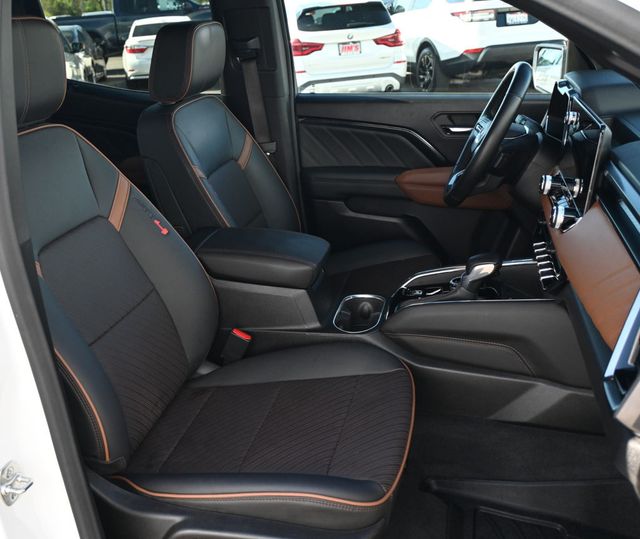 2024 GMC Canyon 4X4 Crew Cab AT4 - 23000933 - 15