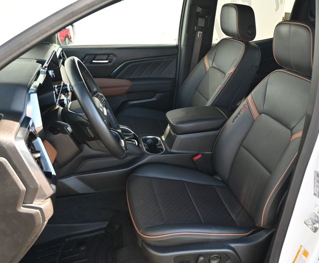 2024 GMC Canyon 4X4 Crew Cab AT4 Premium Package  - 23000933 - 13