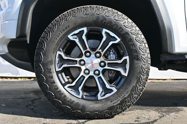 2024 GMC Canyon 4X4 Crew Cab AT4 Premium Package  - 23000933 - 6