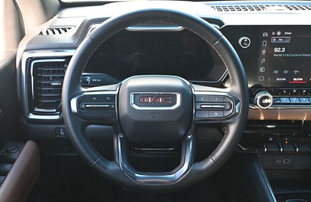 2024 GMC Canyon 4X4 Crew Cab AT4 Trailering Equippment Package - 22971442 - 10