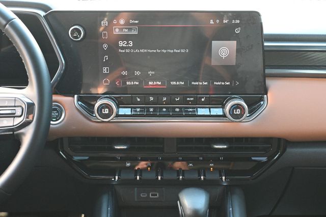 2024 GMC Canyon 4X4 Crew Cab AT4 Trailering Equippment Package - 22971442 - 11