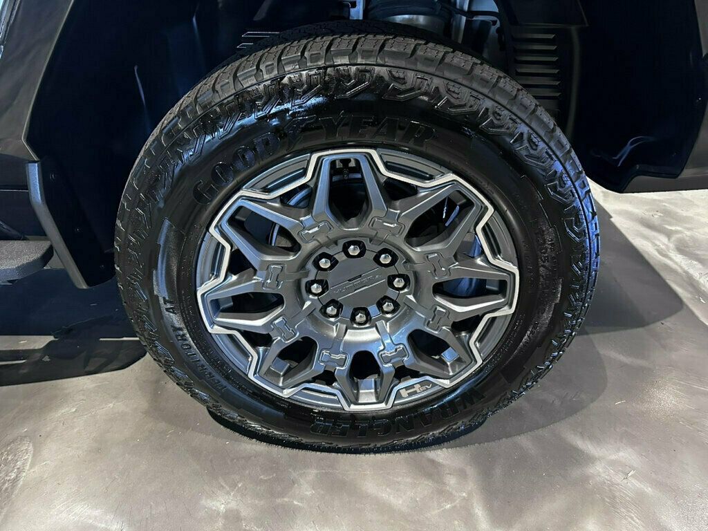 2024 GMC HUMMER EV Pickup 3X/24ModuleUltiumBattery/PowerTonneauCover/IlluminationPkg/NAV - 23054460 - 9