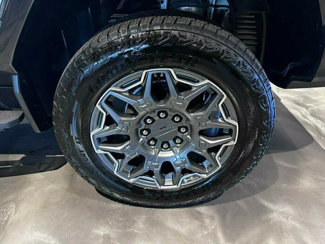 2024 GMC HUMMER EV Pickup 3X/24ModuleUltiumBattery/PowerTonneauCover/IlluminationPkg/NAV - 23054460 - 9