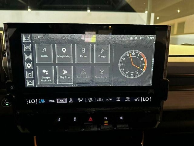 2024 GMC HUMMER EV Pickup 3X/24ModuleUltiumBattery/PowerTonneauCover/IlluminationPkg/NAV - 23054460 - 18