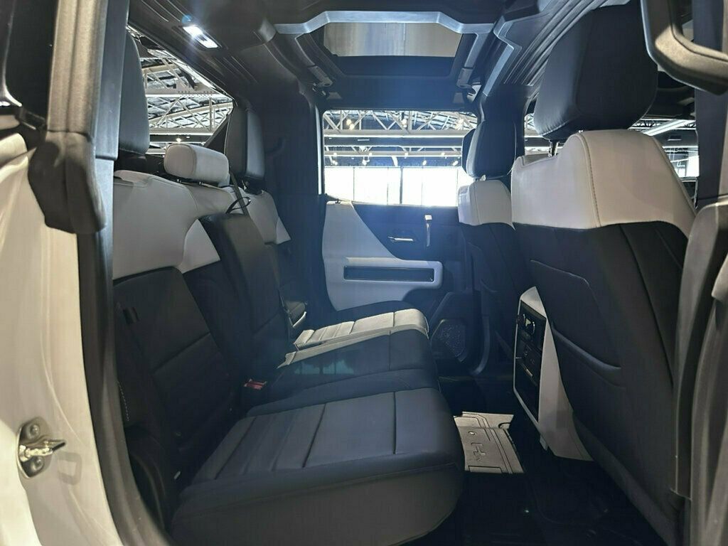 2024 GMC HUMMER EV Pickup 3X/24ModuleUltiumBattery/PowerTonneauCover/IlluminationPkg/NAV - 23054460 - 29