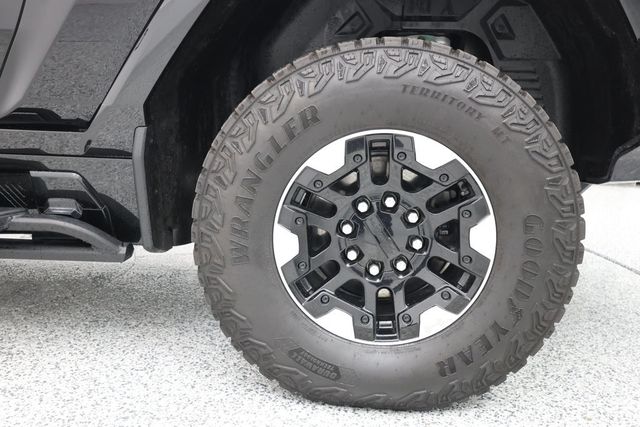 2024 GMC HUMMER EV Pickup e4WD Crew Cab 2X with Extreme Off-Road, Readiness & Illumination - 22953592 - 5