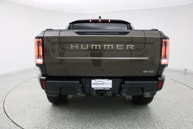 2024 GMC HUMMER EV Pickup e4WD Crew Cab 2X with Illumination & Sport Packages - 22961368 - 3