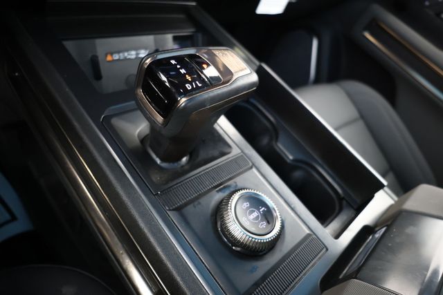 2024 GMC HUMMER EV Pickup e4WD Crew Cab 3X Omega Edition w/ 24-Mod. Battery, 381-Mi Range - 22946760 - 15