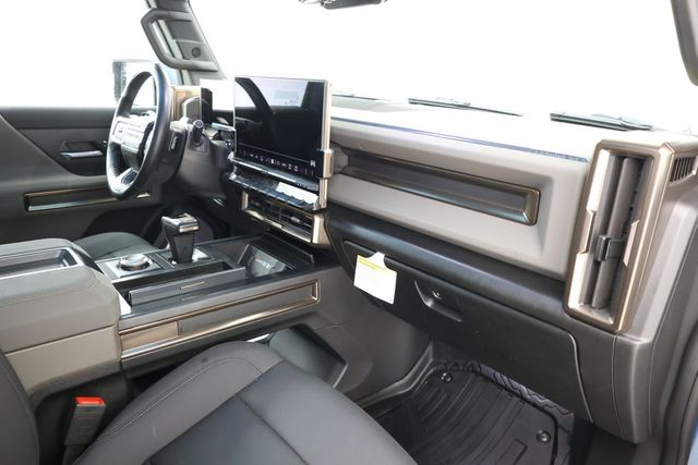 2024 GMC HUMMER EV Pickup e4WD Crew Cab 3X Omega Edition w/ 24-Mod. Battery, 381-Mi Range - 22946760 - 28