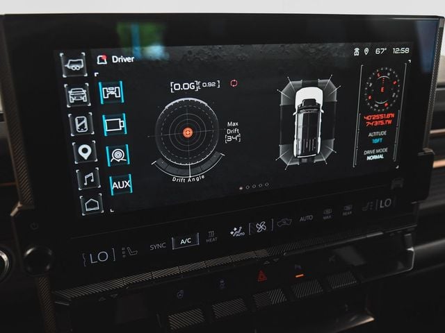 2024 GMC Hummer EV SUV 2X - 23051142 - 17