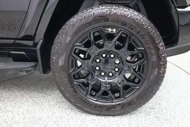 2024 GMC HUMMER EV SUV e4WD 4dr 2X - 23094732 - 6