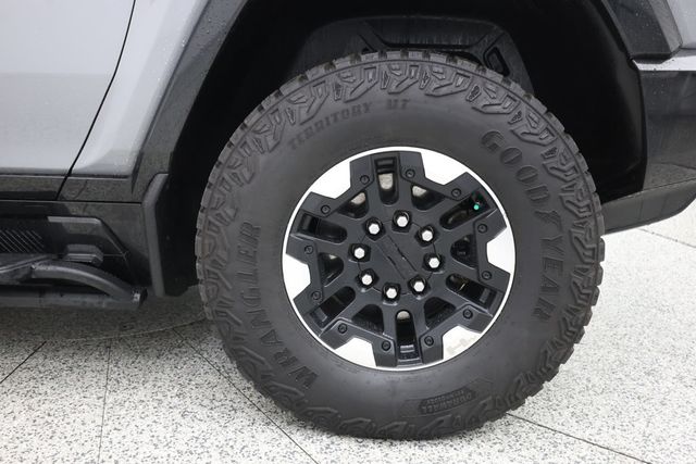 2024 GMC HUMMER EV SUV e4WD 4dr 2X w/ Extreme Off-Road Package - 23044373 - 6