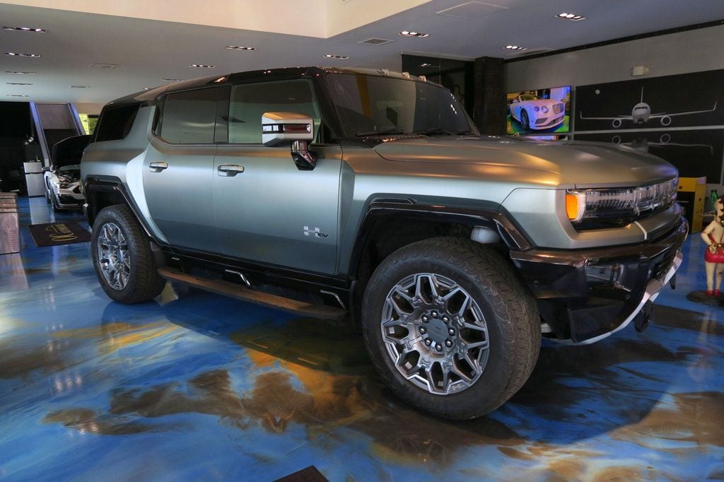 2024 GMC HUMMER EV SUV e4WD 4dr 3X Edition 1 - 22765148 - 10