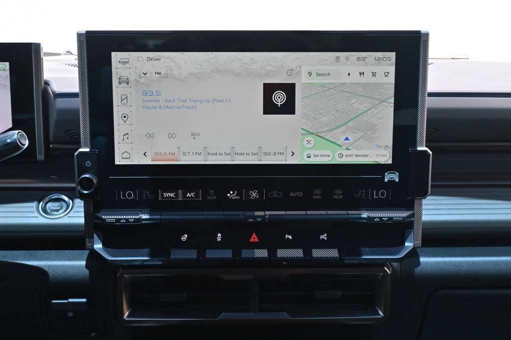 GMC Hummer EV SUV photo 13